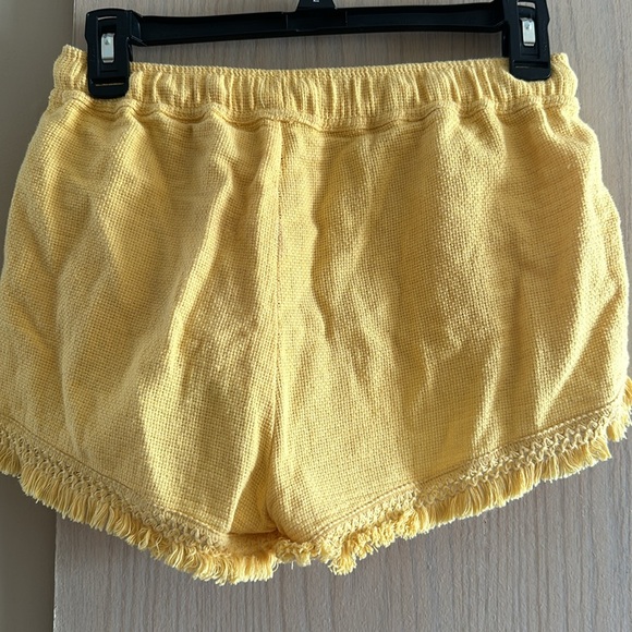 BAN JARA shorts. Pair yellow and red. - Picture 3 of 5